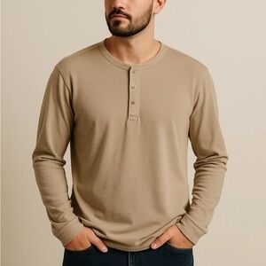 UNTUCKit Shirt‎ Men’s Size Large Beige Casual Comfort Henley Minimalist Long Tee